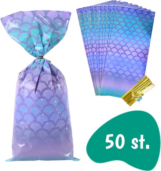 50 feestelijke traktatiezakjes met zeemeerminnenprint in paars, blauw en groen, met goudkleurige sluitstrips.