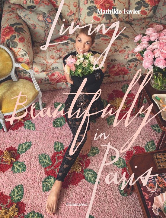 Living Beautifully in Paris - cover