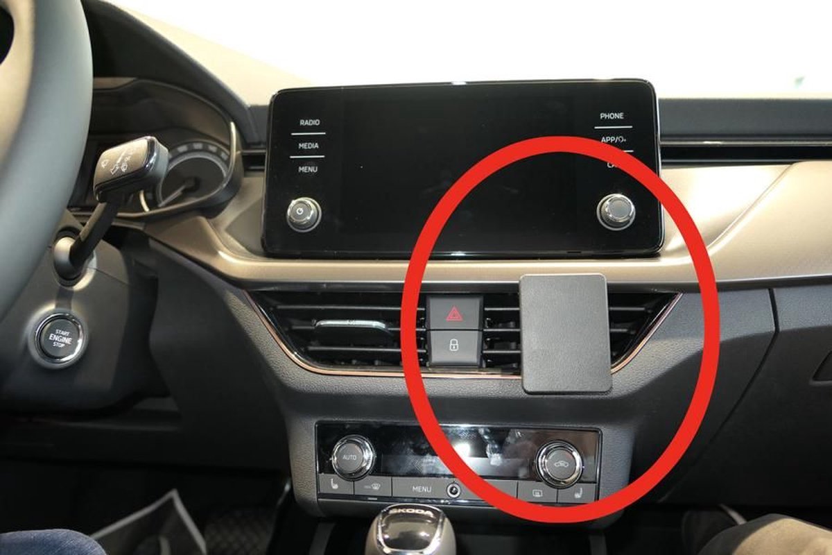 Brodit ProClip houder geschikt voor Skoda Scala 2019 - Center mount