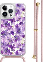 Casimoda® hoesje met rosegoud koord - Geschikt voor iPhone 14 Pro Max - Floral Violet - Afneembaar koord - TPU/polycarbonaat - Paars