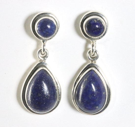 Zilveren oorstekers met lapis lazuli