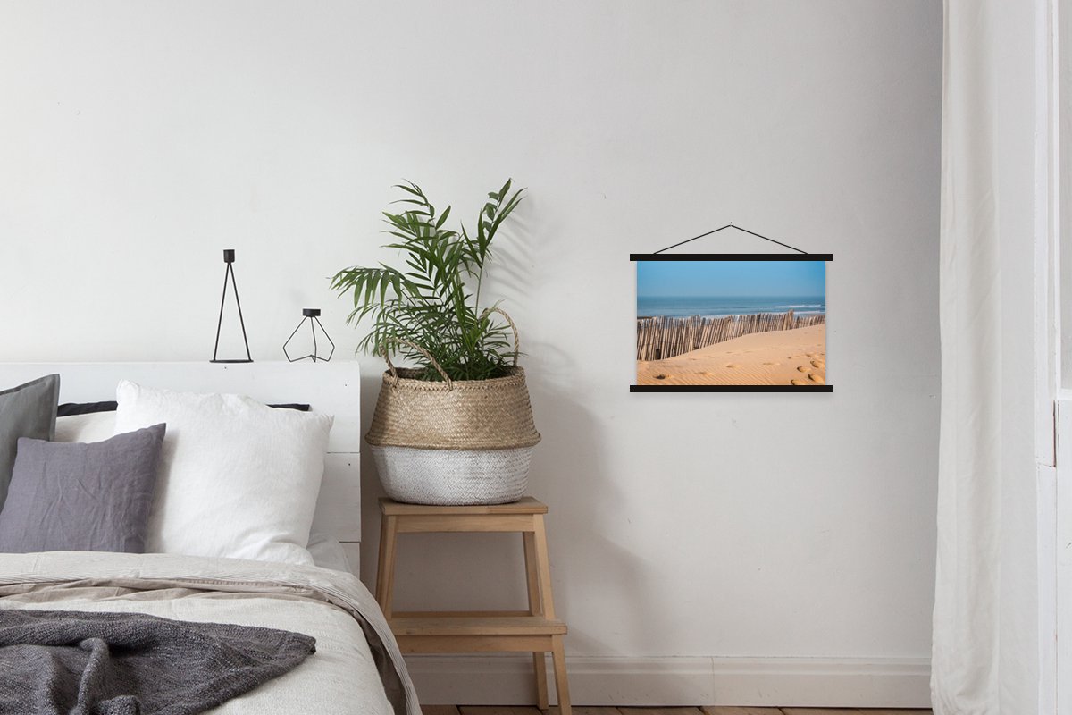 Posterhanger incl. Poster 60x40 cm - Schoolplaat - Strand - Palen - Zee - Textielposter - 