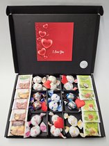 Chocolade Ballen - Thee Proeverij Pakket Groot | Mystery Card 'I Love You' met persoonlijke (video)boodschap | Chocolade-Theepakket | Feestdagen box | Chocolade cadeau | Valentijnsdag | Verjaardag | Moederdag | Vaderdag