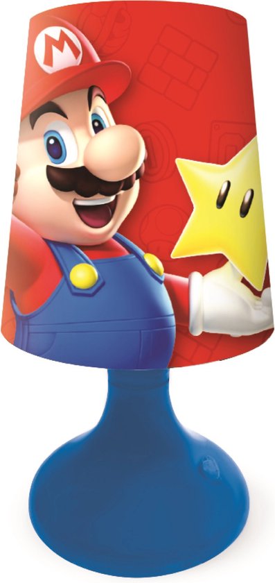 Een blauwe lamp met een rode kap. Op de kap staan Super Mario en een ster.