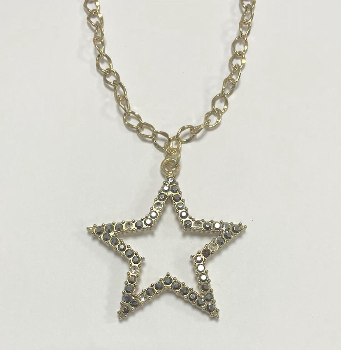 Ketting - Ster hanger - Goudkleurig - Met zirkonia - Damesdingetjes