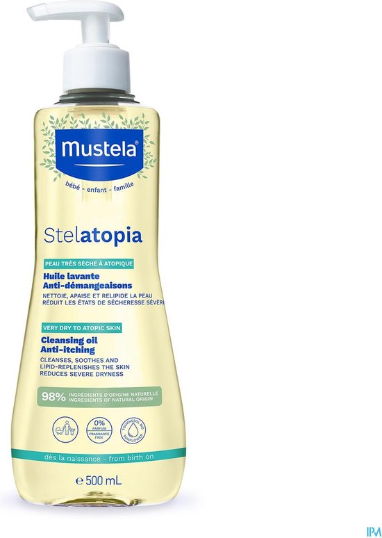 Mustela Stelatopia Cleansing Oil, 500 ml. Fles met witte pompdispenser, met groene en blauwe accenten. Beschrijft anti-jeuk olie voor zeer droge tot atopische huid.