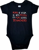 Zwarte romper met "Mama is knap, ik ben perfect en papa is een geluksvogel" - 6 maanden - babyshower, zwanger, cadeautje, kraamcadeau, grappig, geschenk, baby, tekst, bodieke, vader, vaderdag, moeder, moederdag