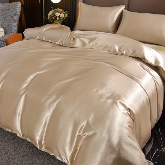 Livano Housse de Couette Satin - Housse de Couette Polaire - Peluche - Dekbed - Couverture - Coussins Inclus - Champagne 200x200cm