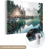 MuchoWow® Glasschilderij 30x20 cm - Schilderij acrylglas - Natuur - Bomen - Bergen - Meer - Foto op glas - Schilderijen