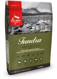 Orijen Tundra kattenvoer met afbeelding van bergen, een rivier en tekst "MADE IN CANADA" en "EASY OPEN".