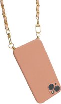 Siliconen hoesje met koord roze - roze telefoon hoesje - roze/goud cross-body koord - silicone case - afneembare ketting - geschikt voor Iphone 12 t/m 14