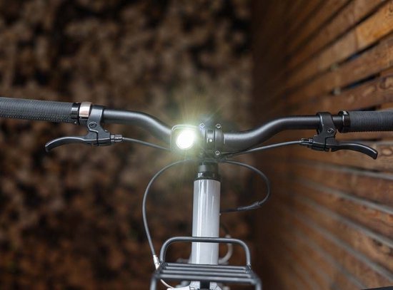 Fietslampjes USB-C oplaadbaar. Fietsverlichting. Fietslampen. Fietslichten. Fietskoplampen. Fietsachterlichten. Fietsveiligheidslampen. Fietslichtjes. LED-fietslampen. Fietsverlichtingsset. USB-oplaadbare fietslampjes — afbeelding 5