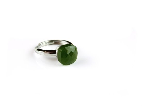 Ring in zilver model pomellato groene steen