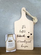 Creaties van Hier - serveerplankje - oma met schort oma - 35 cm - hout - moederdag cadeautje