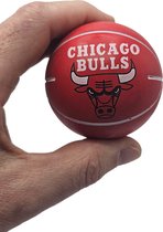 Wilson Mini Dribble Basketbal Chicago Bulls 6cm