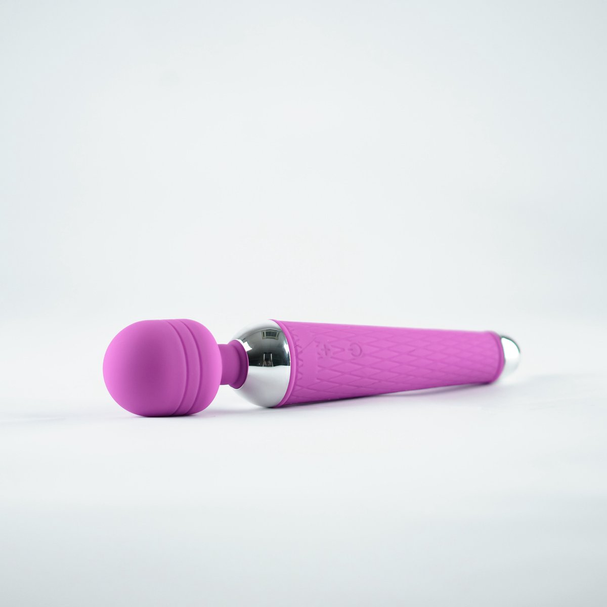 SEVEX - Vibrator - Clitoris Stimulator - Fluisterstil - Vibrators voor Vrouwen en koppels - Erotiek - Seksspeeltjes - Sex toys voor Vrouwen - Cadeau voor Vrouw