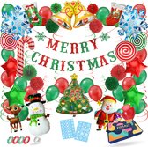 Fissaly Kerst Versiering Decoratie Pakket – Kerstmis Kerstboom & Kerstman – Kerstdecoratie voor Binnen – Ballonnen Groen & Rood - Incl. Sneeuwvlok stickers