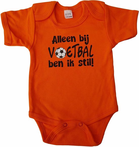 Barboteuse Oranje avec "Je ne suis silencieuse que lorsque je joue au football !" - taille 62/ 68 - baby shower, enceinte, cadeau, cadeau de maternité, drôle, cadeau, bébé, texte, bodieke, football, Pays-Bas