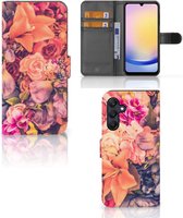 Flipcase Geschikt voor Samsung Galaxy A25 Telefoon Hoesje Cadeau voor Moeder Bosje Bloemen