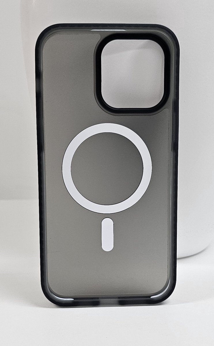 iPhone 14 Magsafe-Compatible Backcover - Zwart met Lens Design