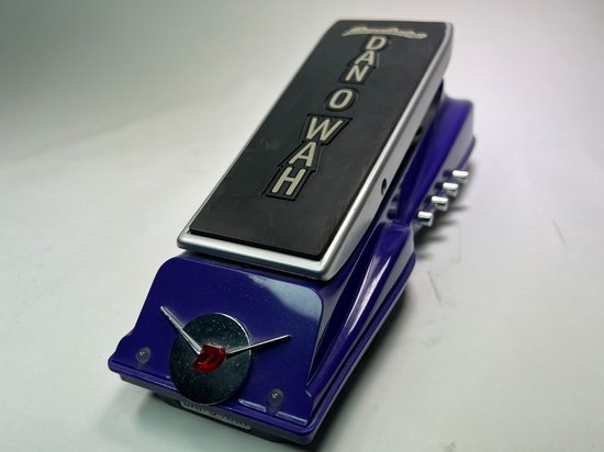 Danelectro Dan O Wah Blue Automobile Car Guitar Pedal