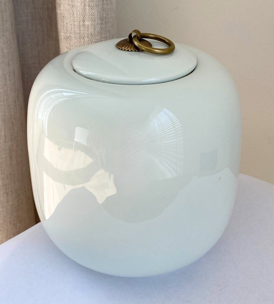 Lotus urn - Lichtblauw/Wit - 1L - hoogwaardig keramiek - SANA - moderne urn - crematie urn - as urn - huisdieren urn - urn hond - urn kat - menselijk as - familie urn - urn voor as volwassen - urne - urne hond - urnen - urne kat