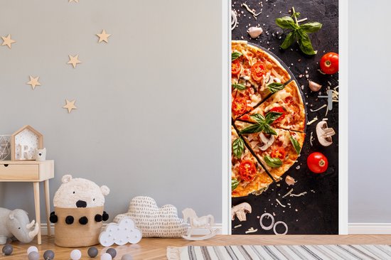 Deurposter 90x235 cm - Deursticker Pizza - Groente - Kruiden - Keuken - Industrieel - Meubelfolie zelfklevend - Deurfolie woonkamer - Interieurfolie fotobehang - Deur plakfolie - Deurstickers - Deurbehang sticker - Kamer decoratie