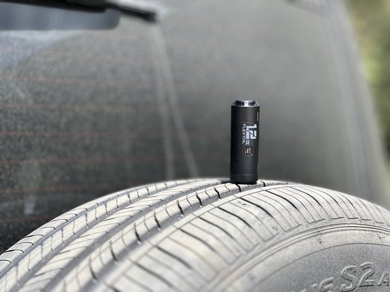 Flextail Zero Pump mini luchtpomp - Inclusief oplaadbare USB-C batterij - Luchtbed pomp - Opblaaspomp - Diverse Opzetstukken van Flextail — afbeelding 3