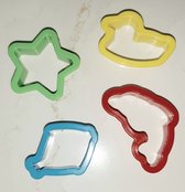 4 uitsteekvormen voor deeg, koek, koekjes - bakvormpjes - koekvormpjes - thema zee: eend, ster, vis, dolfijn - uitsteekvormpjes figuurtjes klei - bakken met kids