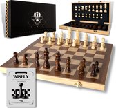 Wisely - Luxe Schaakspel - Schaakset XL - Schaken - Schaakbord Met Schaakstukken - Chess - Inclusief Boekje met Schaakstrategieën - Extra Koningin - Hout - Inklapbaar - 38cm bij 38cm