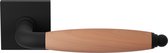 Deurkruk op rozet - Zwart - RVS - GPF bouwbeslag - Ika XL Deurklink zwart/ kersen gebogen met ronde eindknop op vierkant