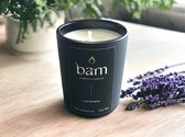 BAM lavendel geurkaars met katoenen wiek in een zwart potje - 25 branduren (65g) - cadeautip - geschenk - vegan