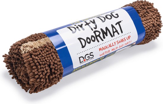 Opgerolde bruine mat met etiket van 'Dirty Dog Doormat'.