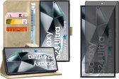 Hoesje geschikt voor Samsung Galaxy S24 Ultra - Privacy Screenprotector Volledig Dekkend Glas - Portemonnee Book Case Goud