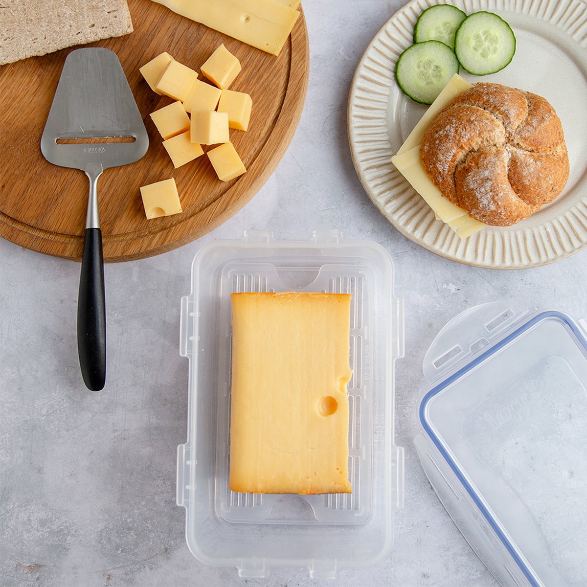 Lock&Lock Kaasdoos - Bewaardoos Kaas - Vershoudbakjes set met deksel - Diepvriesbakjes - Bewaarbakjes - Diepvriesdozen - Vershouddoos - Set van 3 stuks - 1,4 liter - Luchtdicht - Met vochtrooster - Transparant - LocknLock — cadeau in Cadeau-ideeën - foto 3