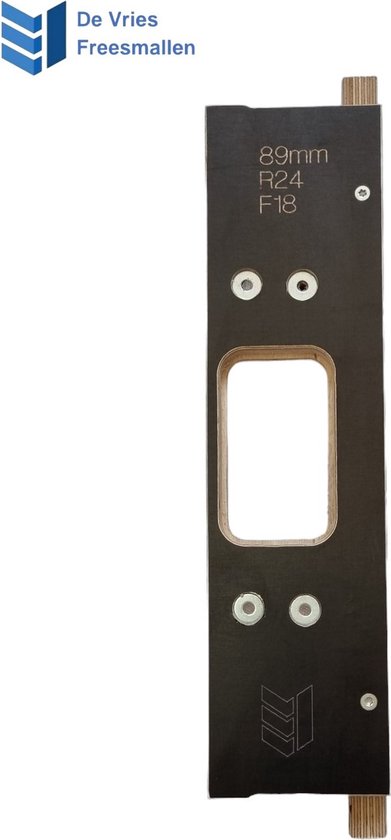 Zwarte freesmallen met 89mm R24 F18 specificaties, gaten en logo van De Vries Freesmallen.