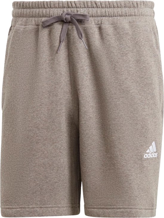 Adidas seasonal essentials mã©lange short in de kleur bruin.
