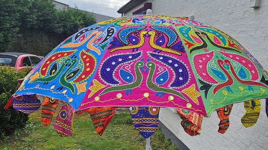 Kleurrijke geborduurde India parasol ( snail)