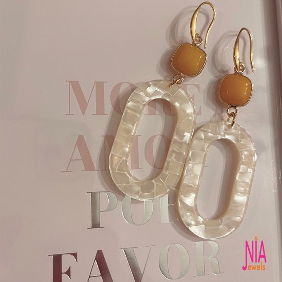 Nia Jewels - statement oorbellen - beige - marble - geel - lichtgewicht