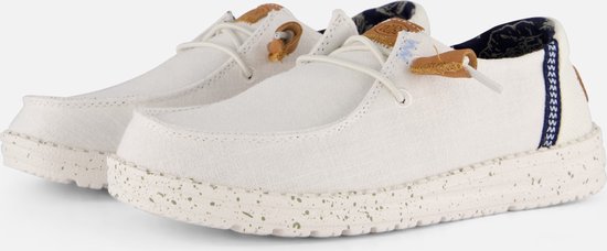 HEYDUDE Wendy Washed Canvas Dames Instapper White