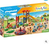 PLAYMOBIL® Grote speeltuin - P-71571