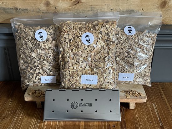 BBQ| Rookbakje | Smoker box | Rooksnipper | drie soorten rookhout appel kers beuken snippers | rookhout
