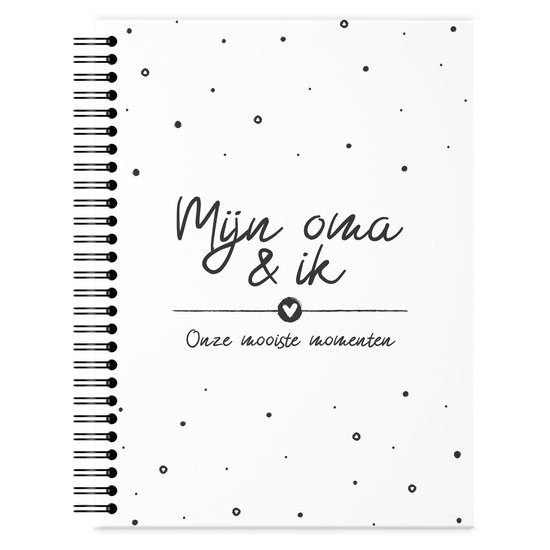 Fyllbooks - Mijn Oma & Ik Invulboek - Cadeau voor Oma - Dagboek - Herinneringsboekje - 80 Pagina's