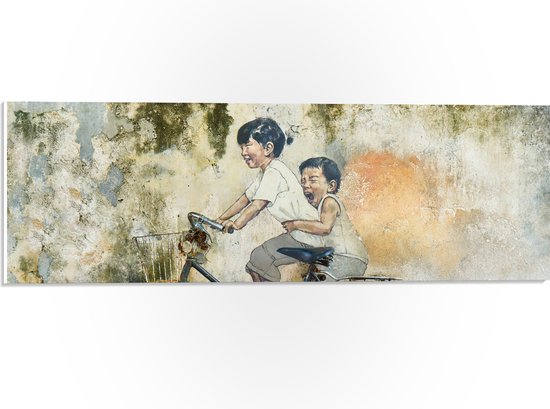 WallClassics - PVC Schuimplaat - Muurschildering van Twee Broertjes op een Fiets - 60x20 cm Foto op PVC Schuimplaat (Met Ophangsysteem)