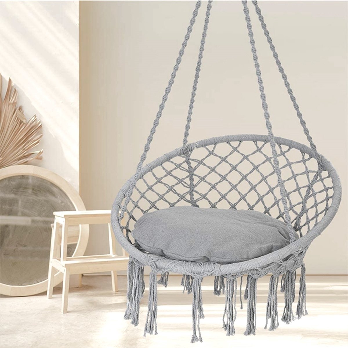 schommelstoel-ooievaarsnest-schommel-fauteuil-met-rugleuning