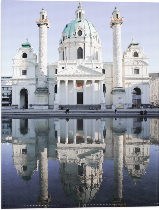 WallClassics - Vlag - Karlskirche kerk - Oostenrijk - 30x40 cm Foto op Polyester Vlag