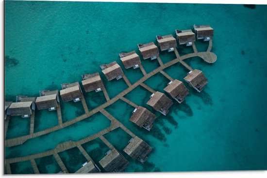 WallClassics - Dibond - Huisjes boven het Water - Malediven - 75x50 cm Foto op Aluminium (Met Ophangsysteem)