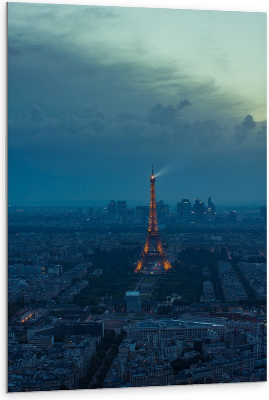 WallClassics - Dibond - De Stad Parijs en de Eiffeltoren in de Nacht - 80x120 cm Foto op Aluminium (Wanddecoratie van metaal)
