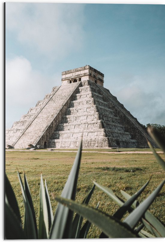 WallClassics - Dibond - Piramide van Kukulcán - Mexico - 50x75 cm Foto op Aluminium (Wanddecoratie van metaal)