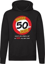 Hoera 50 jaar! Maar nog steeds zo gek als een deur Hoodie - verjaardag - jarig - abraham - sarah - feest - 50e verjaardag - vijftig - verjaardagstrui - grappig - unisex - trui - sweater - capuchon